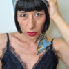 Bandana preformata azzurra con leopardi, annodata stile pirata, Mimi Condal