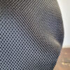 Cappello basco nero con nastri decorativi rossi a pois neri che si annodano sotto il mento, Mimi Condal